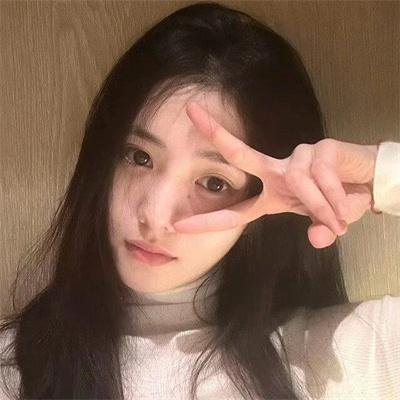 庞妮·塞尔文